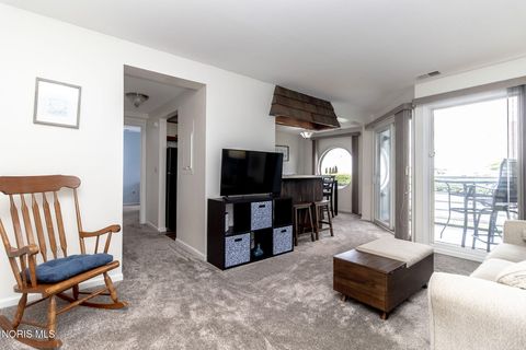 Tiny photo for 158 Clinton Reef Drive #158, Port Clinton, OH 43452 (MLS # 10007865)
