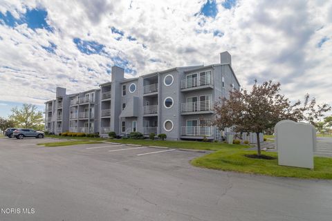 Tiny photo for 158 Clinton Reef Drive #158, Port Clinton, OH 43452 (MLS # 10007865)