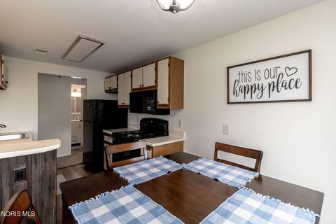 Tiny photo for 158 Clinton Reef Drive #158, Port Clinton, OH 43452 (MLS # 10007865)