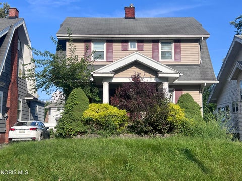 Photo of 4322 N Lockwood Avenue, Toledo, OH 43612 (MLS # 10012687)
