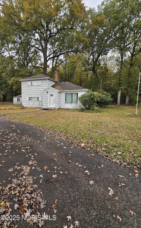 Photo of 1985 Oakhaven Road, Toledo, OH 43615 (MLS # 10000580) Photo of 1985 Oakhaven Road, Toledo, OH 43615 (MLS # 10000580)