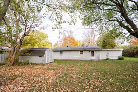 Tiny photo for 104 Jackson Street, Oakwood, OH 45873 (MLS # 10000573)