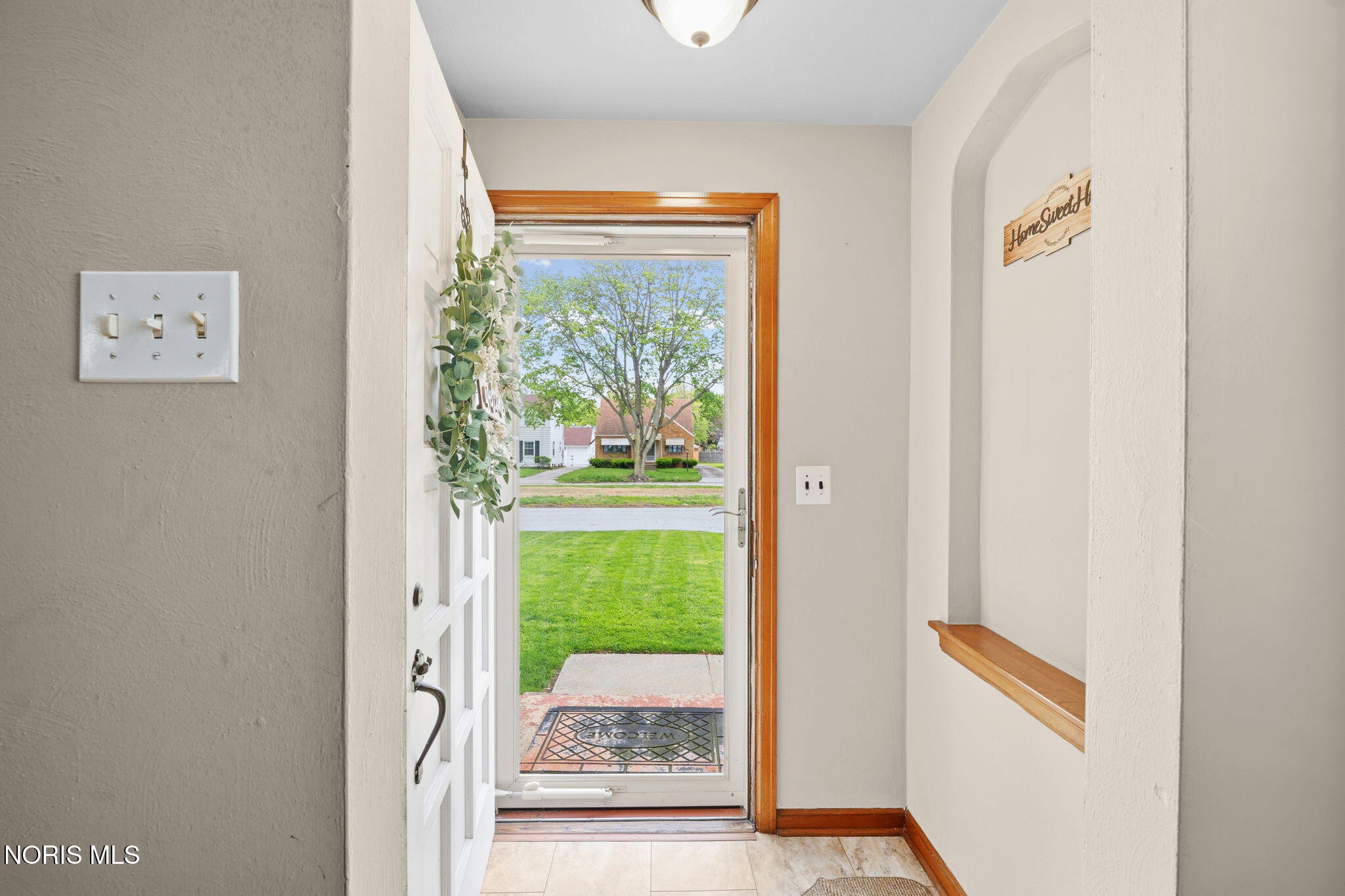 2724 Eastmoreland Drive