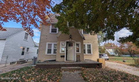 Photo of 3540 Kershaw Avenue, Toledo, OH 43613 (MLS # 10001930)