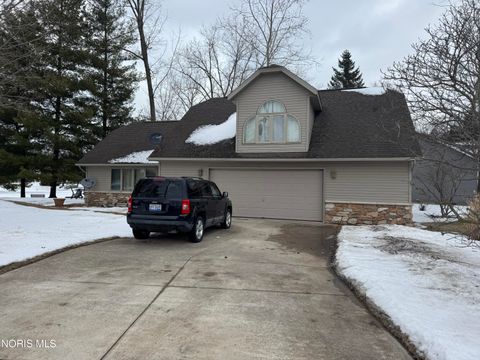 Photo of 909 High Point Drive, Pioneer, OH 43554 (MLS # 10004171)
