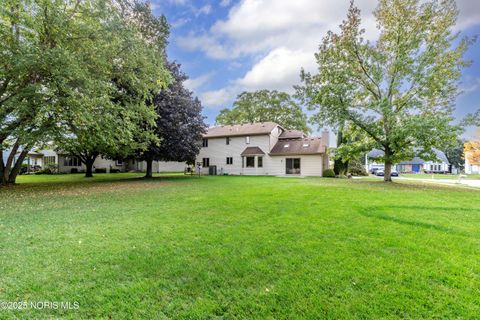 Tiny photo for 6856 Morningdew Boulevard, Maumee, OH 43537 (MLS # 10000504)