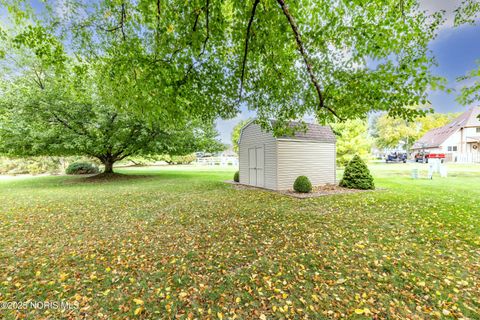 Tiny photo for 6856 Morningdew Boulevard, Maumee, OH 43537 (MLS # 10000504)