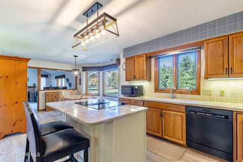 Tiny photo for 6856 Morningdew Boulevard, Maumee, OH 43537 (MLS # 10000504)