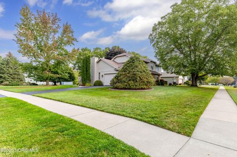 Tiny photo for 6856 Morningdew Boulevard, Maumee, OH 43537 (MLS # 10000504)