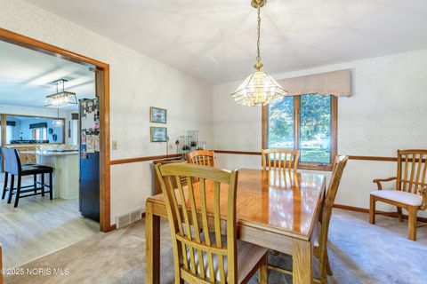 Tiny photo for 6856 Morningdew Boulevard, Maumee, OH 43537 (MLS # 10000504)