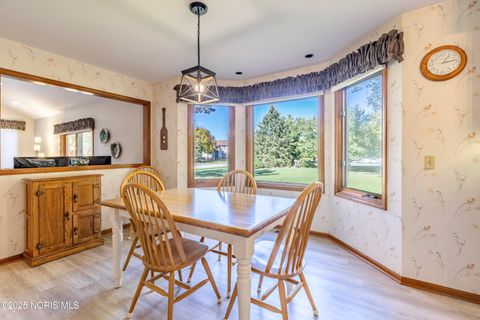Tiny photo for 6856 Morningdew Boulevard, Maumee, OH 43537 (MLS # 10000504)