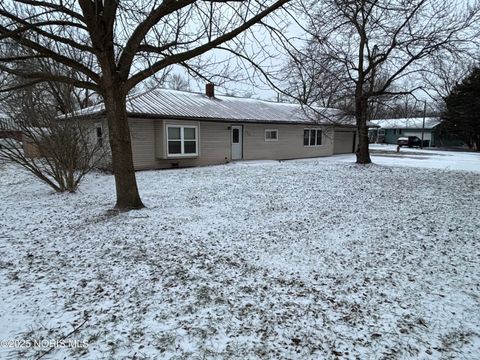 Tiny photo for 202 Shaffer Road, Antwerp, OH 45813 (MLS # 10002657)