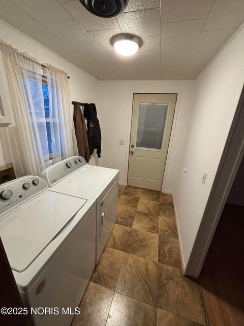 Tiny photo for 202 Shaffer Road, Antwerp, OH 45813 (MLS # 10002657)