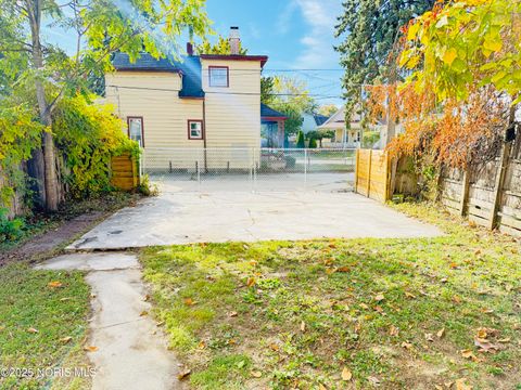 Tiny photo for 1110 Camden Street, Toledo, OH 43605 (MLS # 10000279)