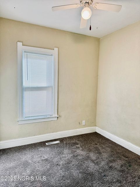 Tiny photo for 1110 Camden Street, Toledo, OH 43605 (MLS # 10000279)