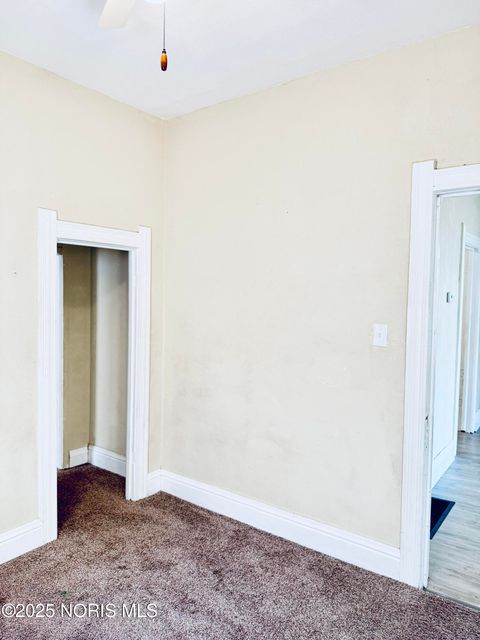 Tiny photo for 1110 Camden Street, Toledo, OH 43605 (MLS # 10000279)