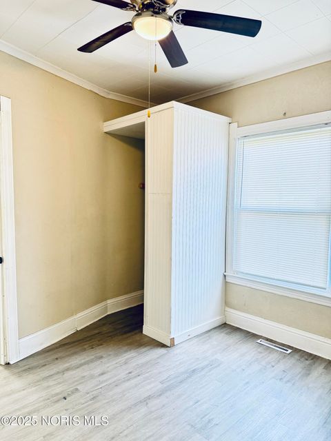 Tiny photo for 1110 Camden Street, Toledo, OH 43605 (MLS # 10000279)
