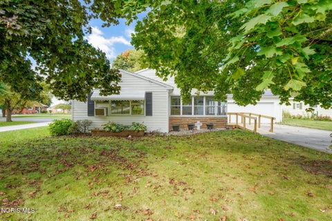 Tiny photo for 150 W Strong Street, Wayne, OH 43466 (MLS # 10014838)