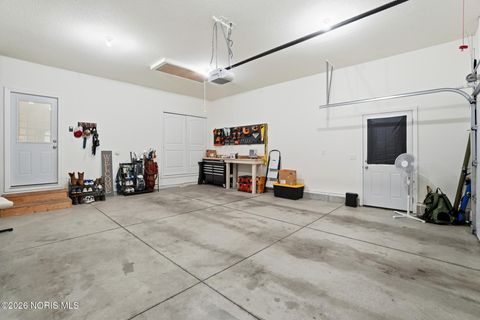 Tiny photo for 9305 Colonel Drive, Findlay, OH 45840 (MLS # 10007117)