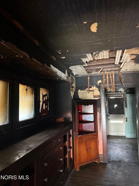 Tiny photo for 649 Curtis Street, Toledo, OH 43609 (MLS # 10006673)