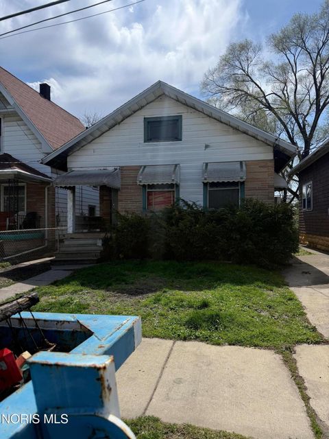 Photo of 649 Curtis Street, Toledo, OH 43609 (MLS # 10006673)