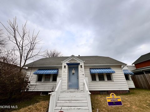 Photo of 304 Hopkins Street, Defiance, OH 43512 (MLS # 10005892)