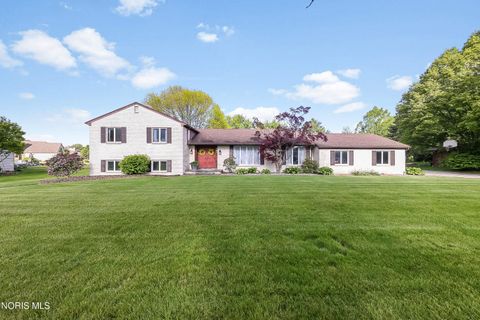 Photo of 794 Fairway Drive, Wauseon, OH 43567 (MLS # 10007837)