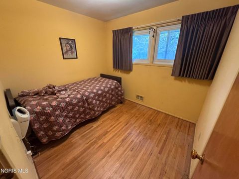 Tiny photo for 1408 Bradshaw Court, Maumee, OH 43537 (MLS # 10007027)