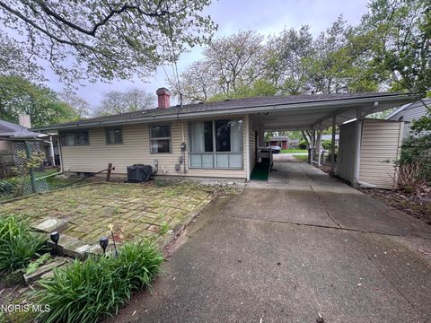 Tiny photo for 1408 Bradshaw Court, Maumee, OH 43537 (MLS # 10007027)