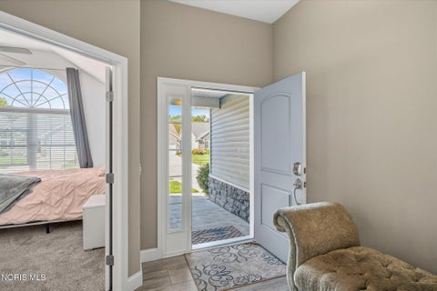 Tiny photo for 718 Meadowland Trail, Toledo, OH 43615 (MLS # 10014205)
