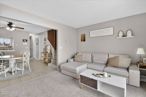 Tiny photo for 728 Fairway Drive #Apt 1, Wauseon, OH 43567 (MLS # 10002828)