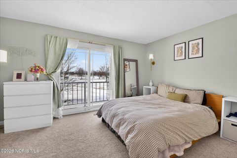 Tiny photo for 728 Fairway Drive #Apt 1, Wauseon, OH 43567 (MLS # 10002828)