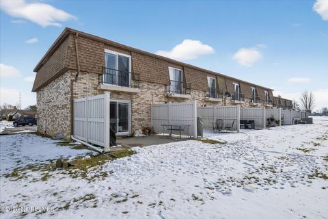 Tiny photo for 728 Fairway Drive #Apt 1, Wauseon, OH 43567 (MLS # 10002828)