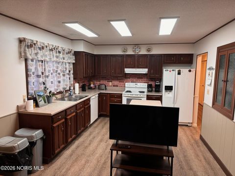 Tiny photo for 414 Rosemont Avenue, Bryan, OH 43506 (MLS # 10003956)