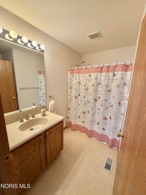 Tiny photo for 29930 Zachary Lane, Rossford, OH 43460 (MLS # 10006446)