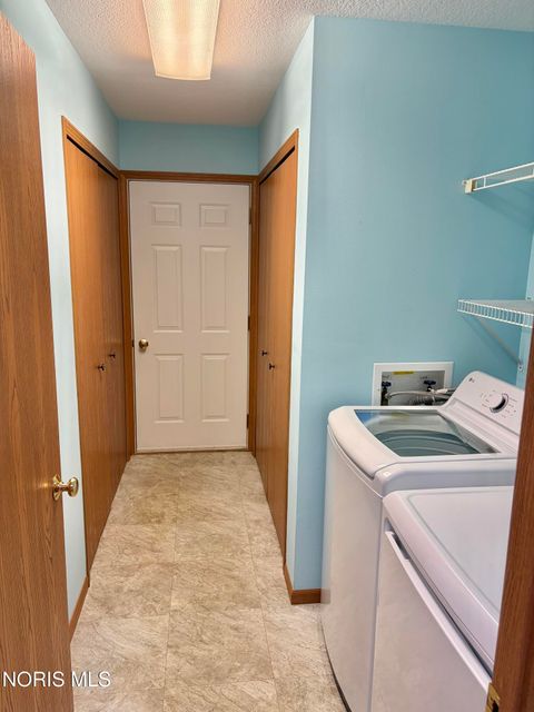 Tiny photo for 29930 Zachary Lane, Rossford, OH 43460 (MLS # 10006446)