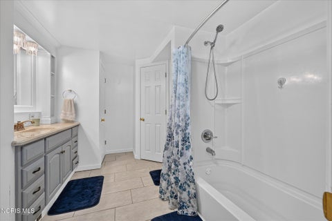 Tiny photo for 1922 Christian Avenue, Toledo, OH 43613 (MLS # 10012478)