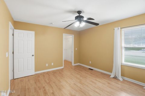 Tiny photo for 2515 Glengate Drive, Toledo, OH 43614 (MLS # 10006853)