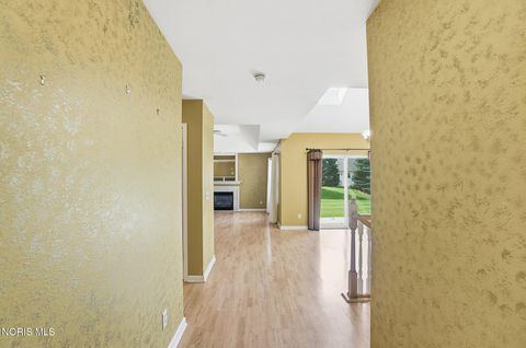 Tiny photo for 2515 Glengate Drive, Toledo, OH 43614 (MLS # 10006853)