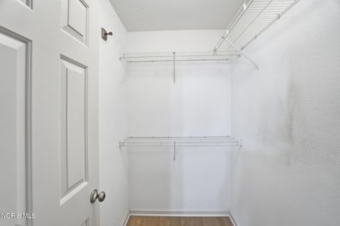 Tiny photo for 2515 Glengate Drive, Toledo, OH 43614 (MLS # 10006853)