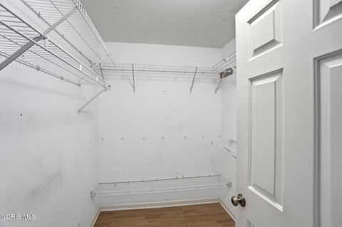 Tiny photo for 2515 Glengate Drive, Toledo, OH 43614 (MLS # 10006853)