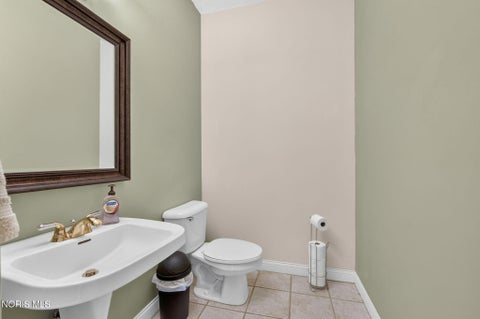 Tiny photo for 2225 Willow Pond Boulevard, Sylvania, OH 43560 (MLS # 10014399)