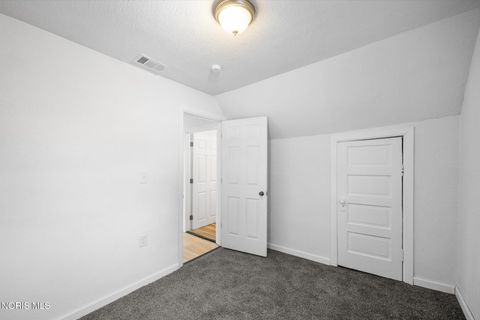 Tiny photo for 1222 Lincoln Avenue, Toledo, OH 43607 (MLS # 10004279)