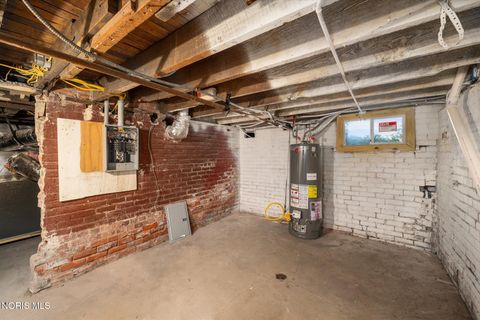 Tiny photo for 1222 Lincoln Avenue, Toledo, OH 43607 (MLS # 10004279)