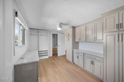 Tiny photo for 502 Stone Street, Lakeside Marblehead, OH 43440 (MLS # 10004726)