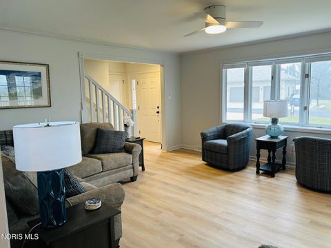 Tiny photo for 502 Stone Street, Lakeside Marblehead, OH 43440 (MLS # 10004726)