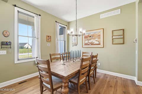 Tiny photo for 1531 Saint Andrews Drive, Bowling Green, OH 43402 (MLS # 10009958)