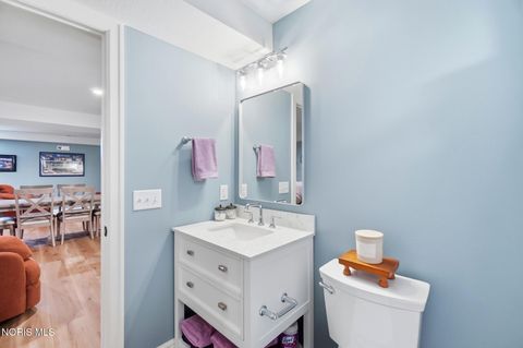 Tiny photo for 1531 Saint Andrews Drive, Bowling Green, OH 43402 (MLS # 10009958)