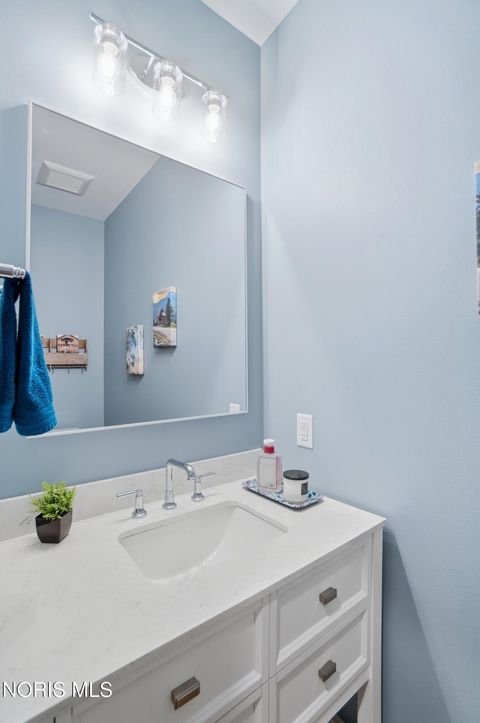 Tiny photo for 1531 Saint Andrews Drive, Bowling Green, OH 43402 (MLS # 10009958)