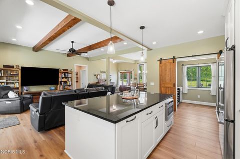 Tiny photo for 1531 Saint Andrews Drive, Bowling Green, OH 43402 (MLS # 10009958)